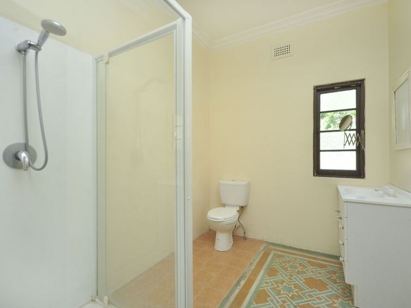 8 Keera Street, Coorparoo QLD 4151