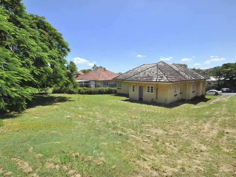 8 Keera Street, Coorparoo QLD 4151