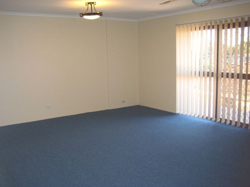 4/15 Robinson Street, Coorparoo QLD 4151