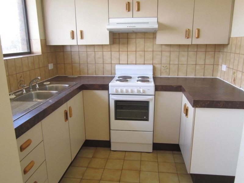 14/18 Rolle Street, Holland Park QLD 4121