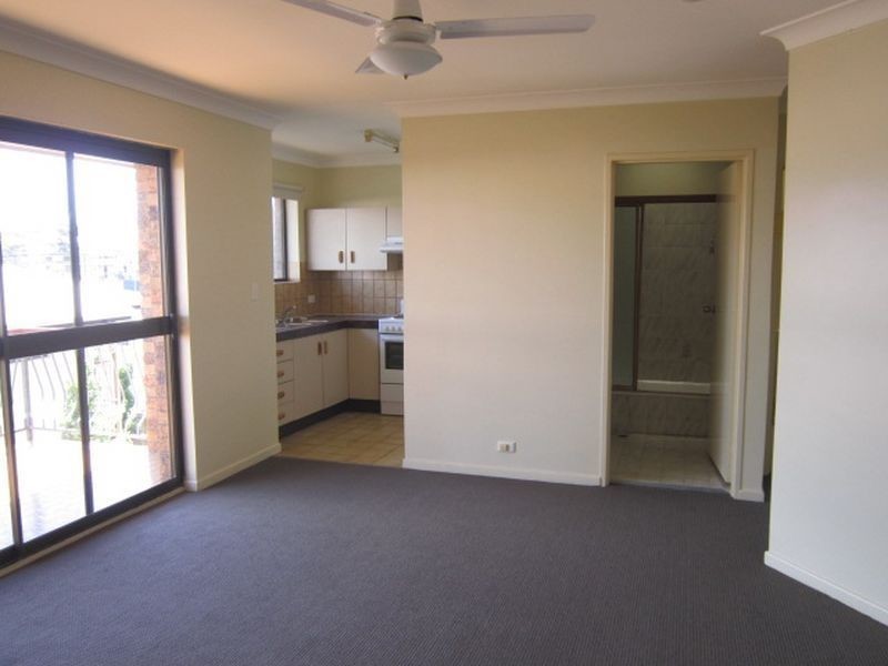 14/18 Rolle Street, Holland Park QLD 4121