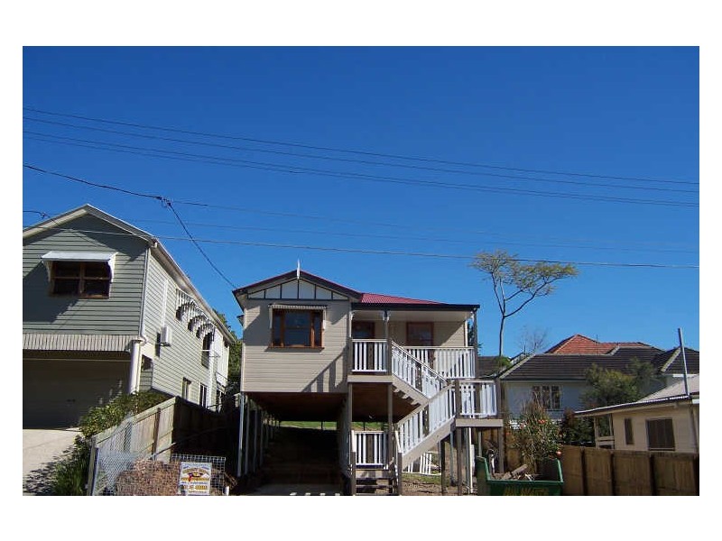 3 Esmonde Place, Coorparoo QLD 4151