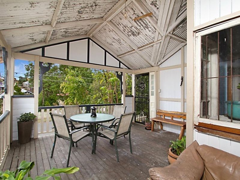 47 Macaulay Street, Coorparoo QLD 4151