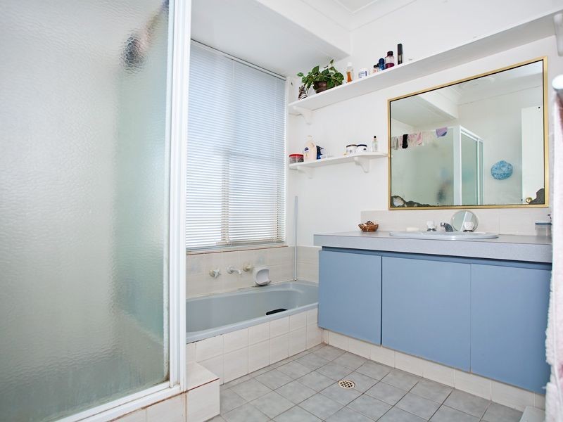 2 Cradle Close, Alexander Heights WA 6064
