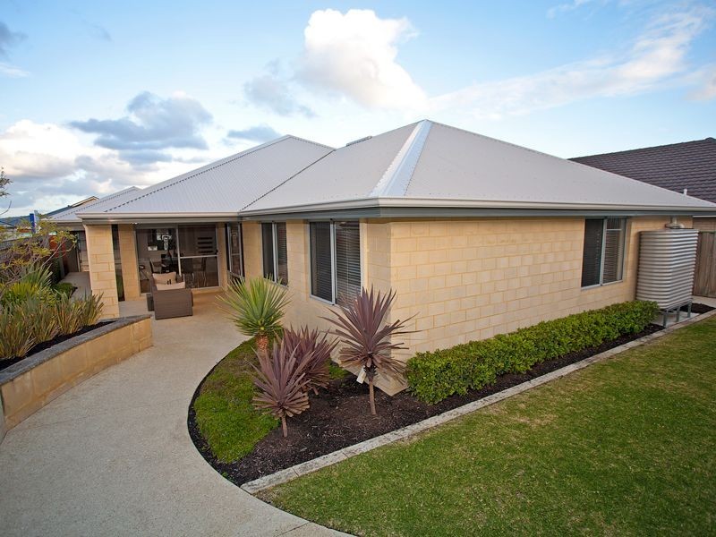 7 Ewens Pass, Ellenbrook WA 6069