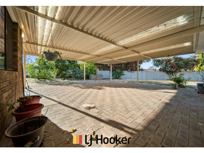 2 Ullswater Place, Balga WA 6061