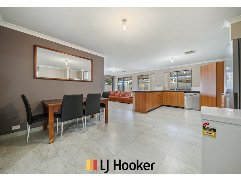 14 Brookeby Heights, Leda WA 6170