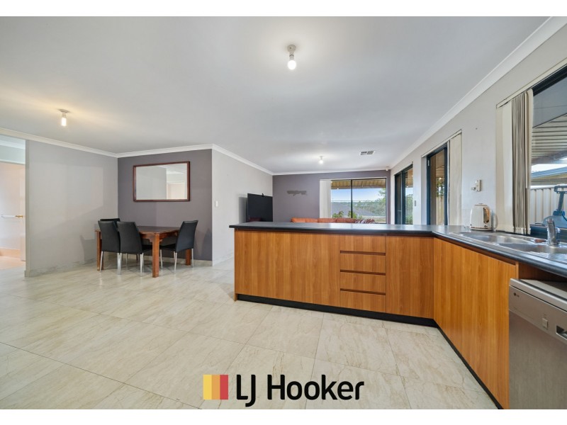 14 Brookeby Heights, Leda WA 6170