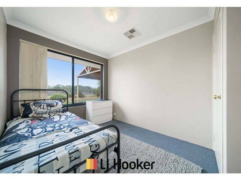 14 Brookbey Heights, Leda WA 6170