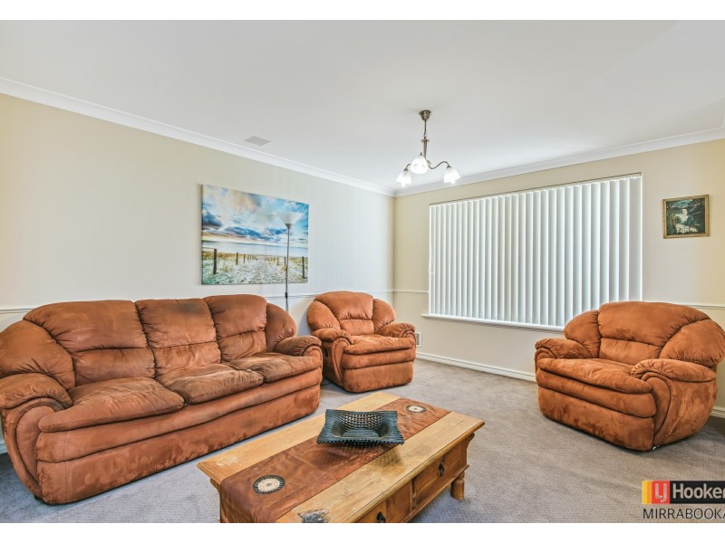 57 Kippilaw Loop, Carramar WA 6031