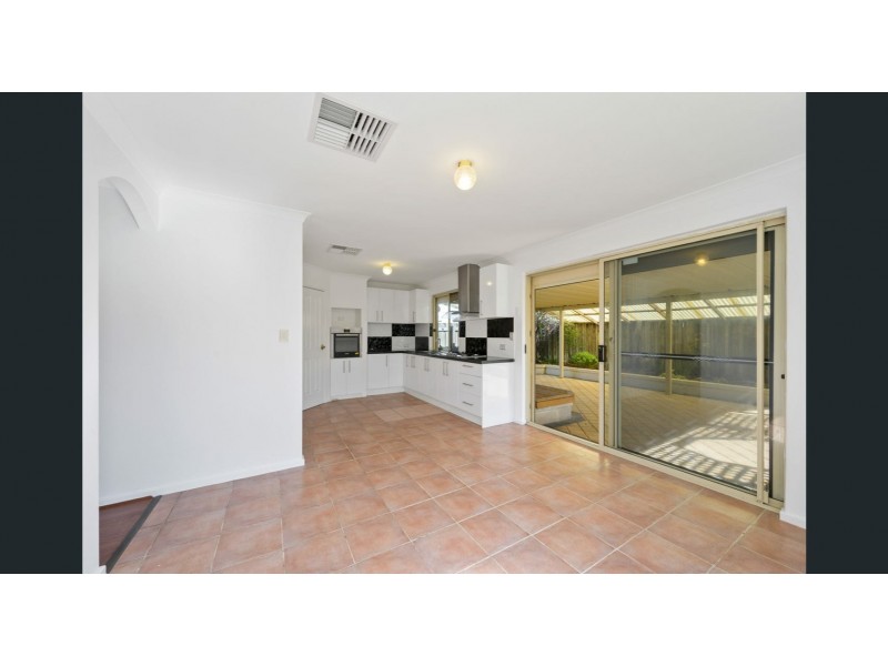 11 Korbosky Road, Lockridge WA 6054