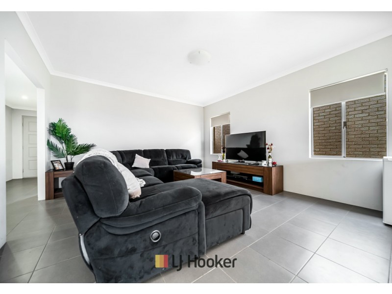 7/5 Arpent Link, Brabham WA 6055