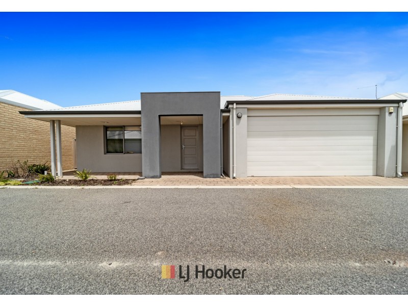 7/5 Arpent Link, Brabham WA 6055