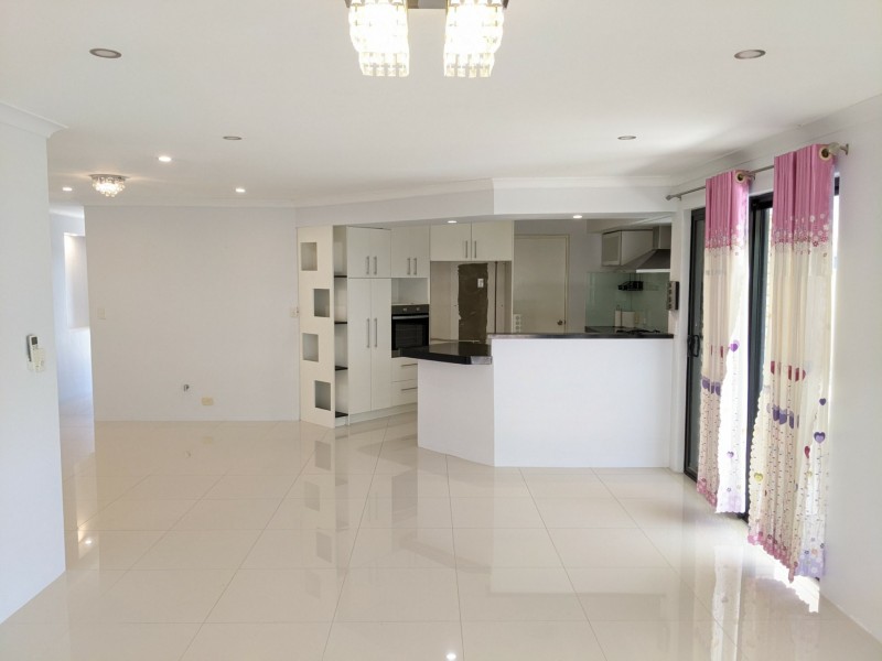 26 Turnstone Glade, Bennett Springs WA 6063