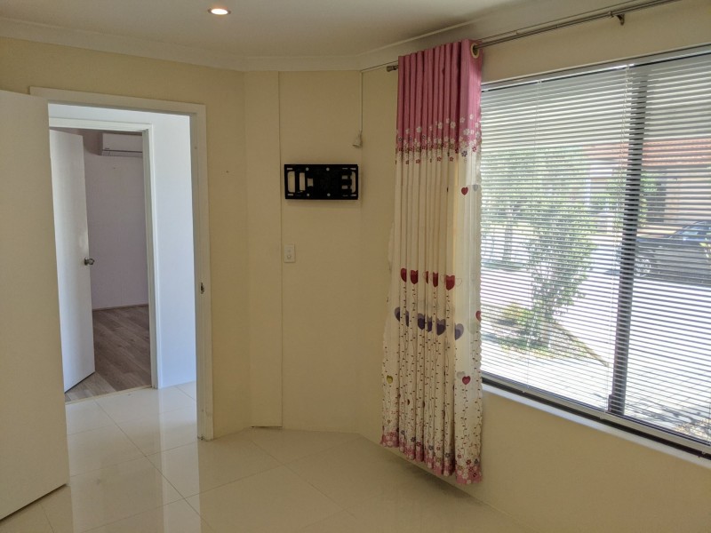 26 Turnstone Glade, Bennett Springs WA 6063