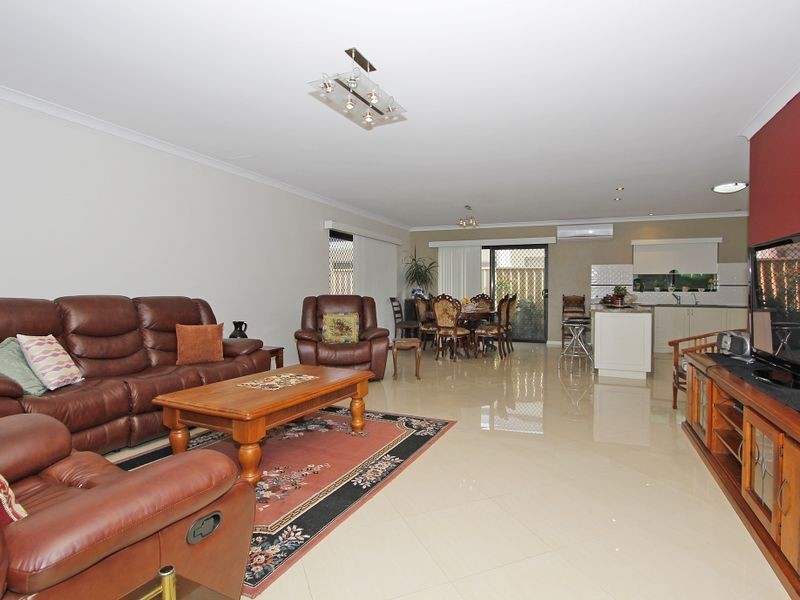 11 Evandale road, Darch WA 6065