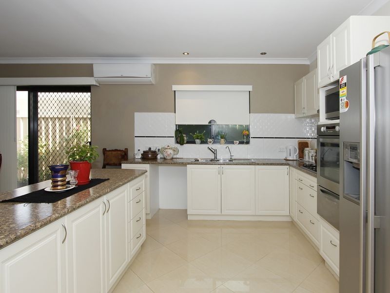 11 Evandale road, Darch WA 6065