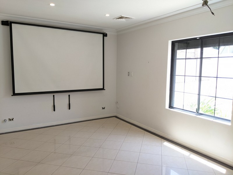 221B Flinders St, Yokine WA 6060