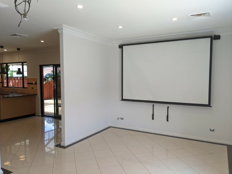 221B Flinders St, Yokine WA 6060