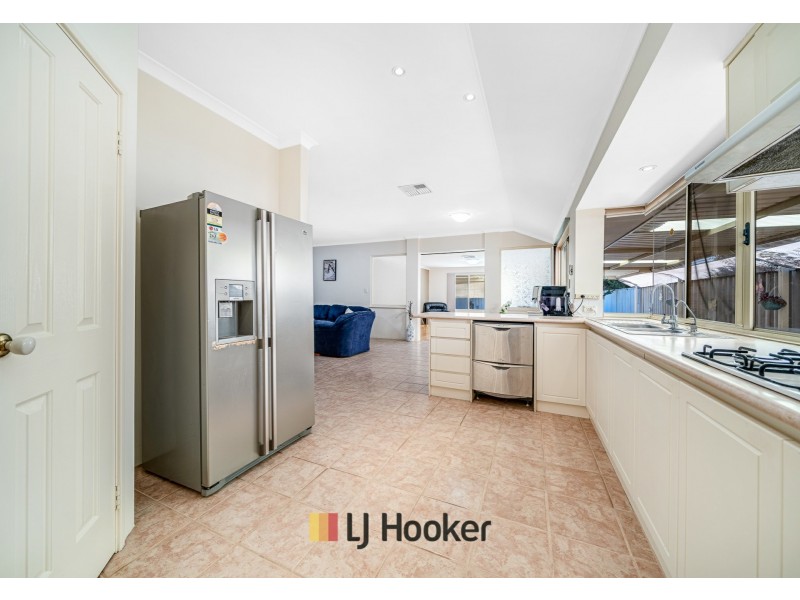 17 Nirimba Close, South Guildford WA 6055