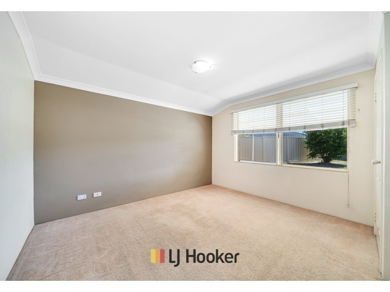 17 Nirimba Close, South Guildford WA 6055