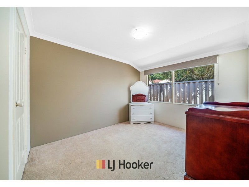 17 Nirimba Close, South Guildford WA 6055