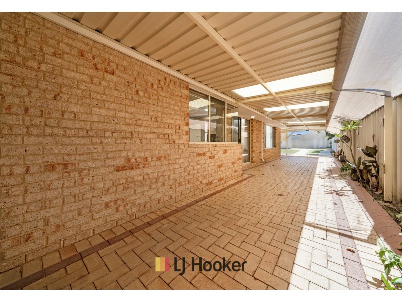 17 Nirimba Close, South Guildford WA 6055