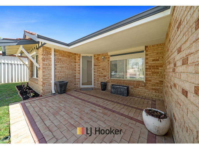 17 Nirimba Close, South Guildford WA 6055