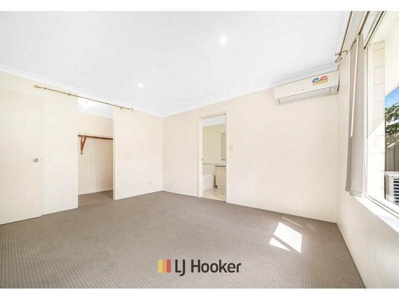 11 Flynn Street, Canning Vale WA 6155