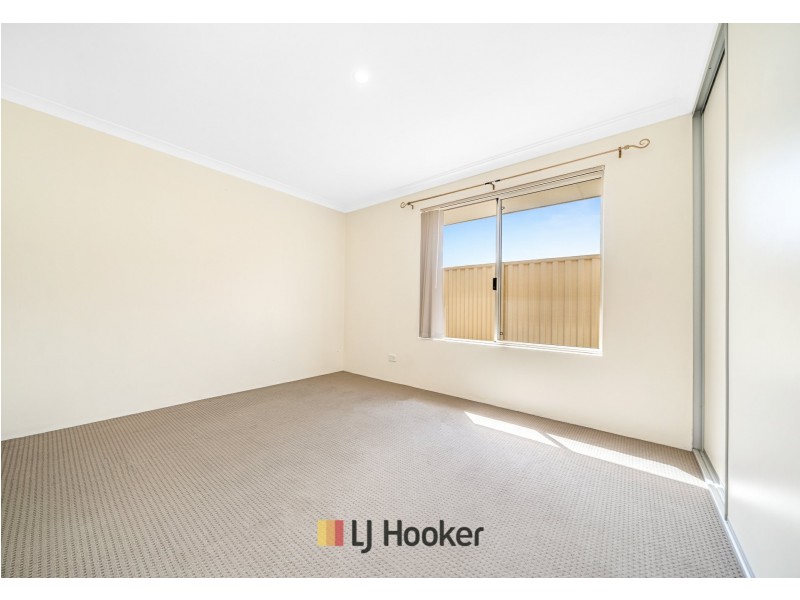 11 Flynn Street, Canning Vale WA 6155