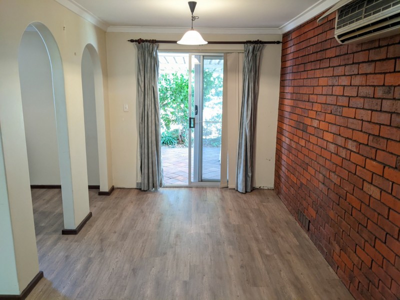 19 Vahland Ave, Riverton WA 6148