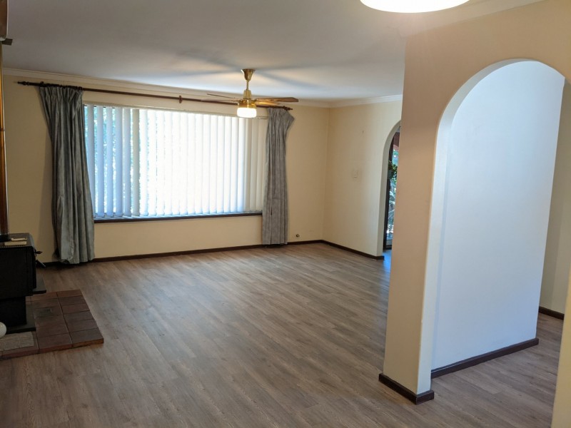 19 Vahland Ave, Riverton WA 6148