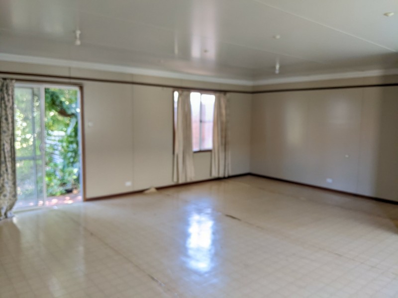 19 Vahland Ave, Riverton WA 6148