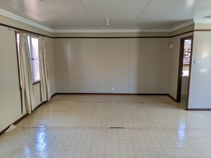 19 Vahland Ave, Riverton WA 6148