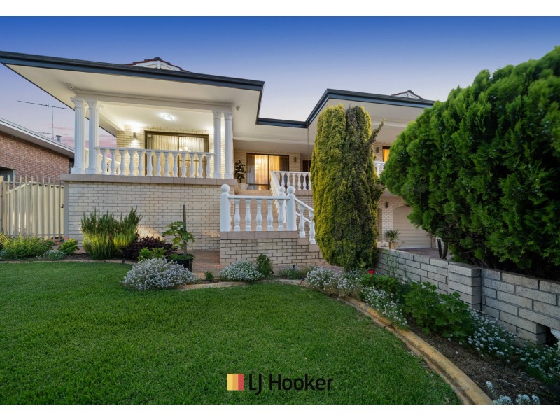 2B Poincaire Street, Stirling WA 6021