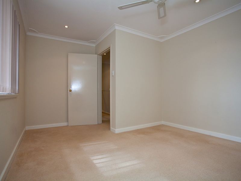 4/19 Rudkin Place, Koondoola WA 6064