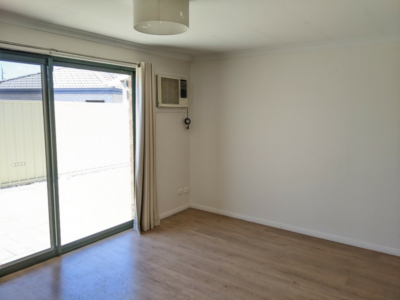 13/285 Wharf St, Queens Park WA 6107