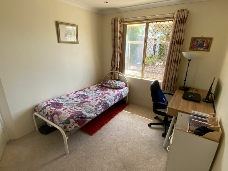 20 Peran St, Bennett Springs WA 6063