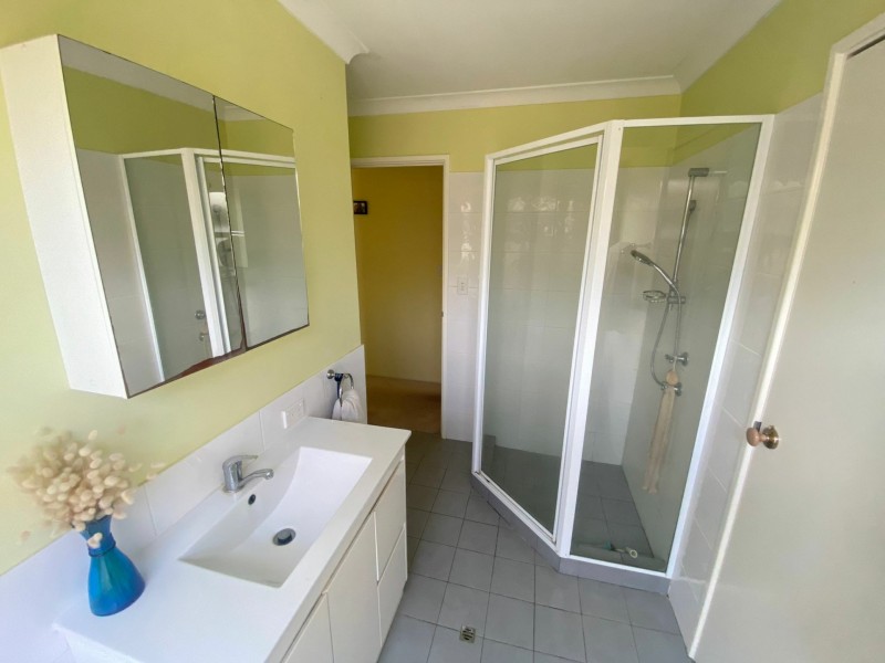 20 Peran St, Bennett Springs WA 6063