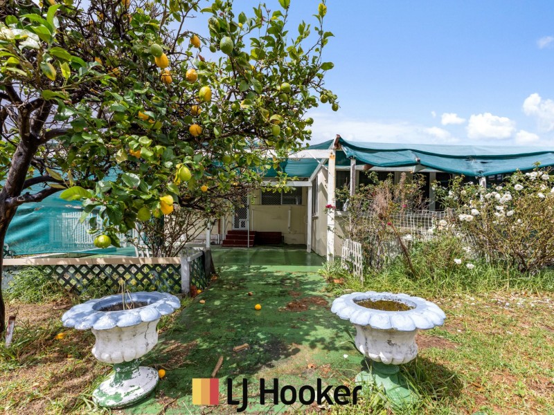 5 Lemana Rd, Nollamara WA 6061