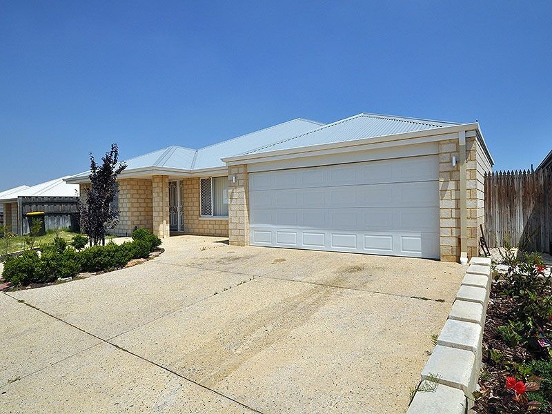 16 Ardmore Parade, Ellenbrook WA 6069