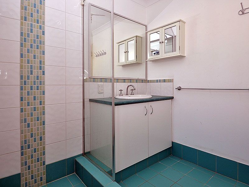 16 Ardmore Parade, Ellenbrook WA 6069