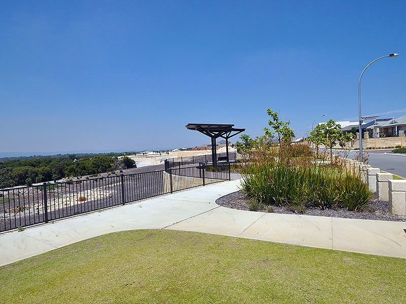 16 Ardmore Parade, Ellenbrook WA 6069