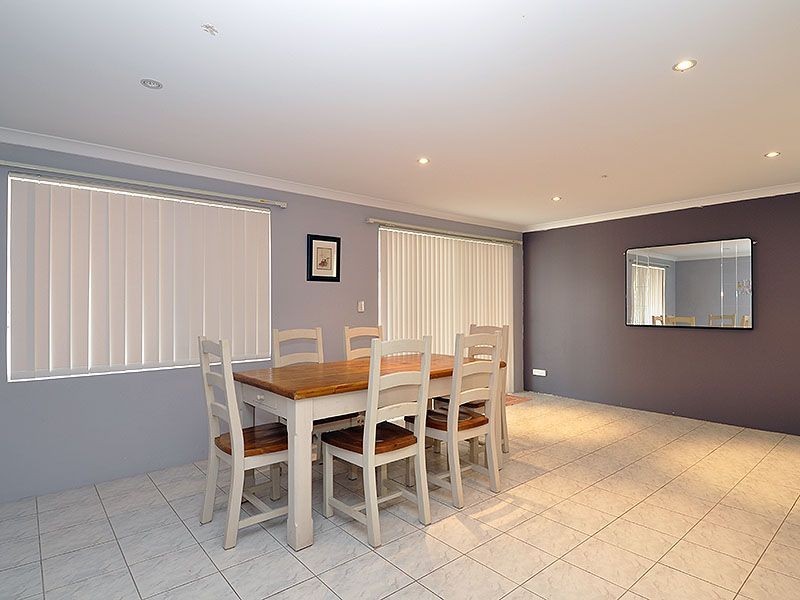 16 Ardmore Parade, Ellenbrook WA 6069