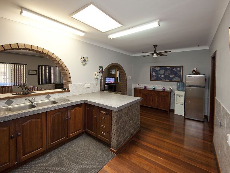 27 Fairway West, Yokine WA 6060