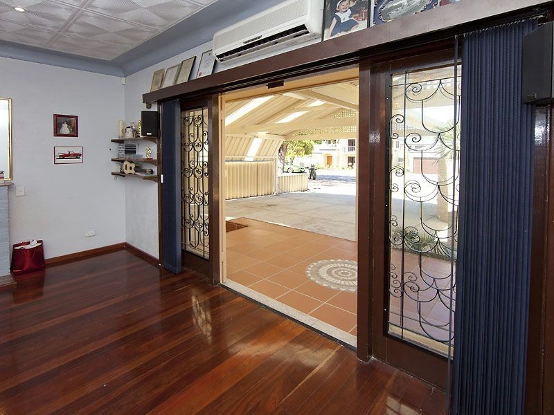 27 Fairway West, Yokine WA 6060