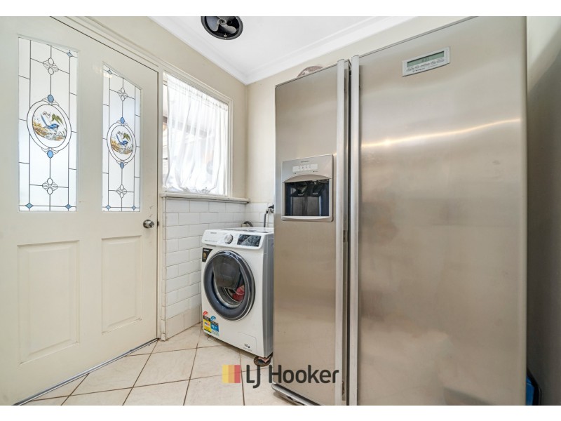 129 Hale Road, Forrestfield WA 6058