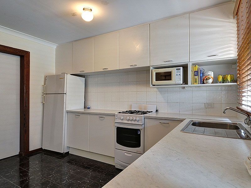 55 Coniston Way, Balga WA 6061