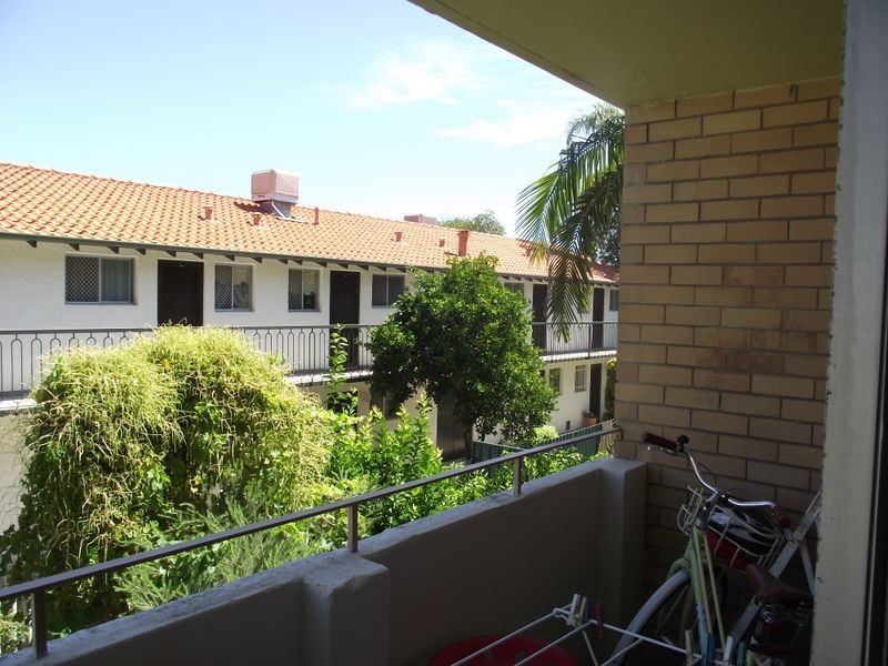 11/340 Stirling Street, Highgate WA 6003