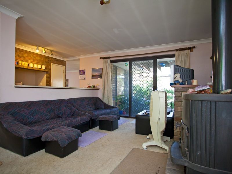 17 Chancery Lane, Alexander Heights WA 6064